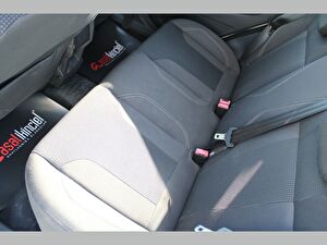 2016 Benzin Otomatik Ford Fiesta Beyaz Asal