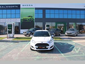 2016 Benzin Otomatik Ford Fiesta Beyaz Asal