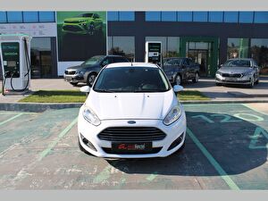 2016 Benzin Otomatik Ford Fiesta Beyaz Asal