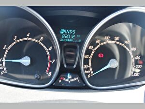 2016 Benzin Otomatik Ford Fiesta Beyaz Asal