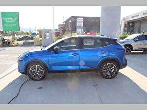 2022 MHEV Otomatik Nissan Qashqai Mavi Asal