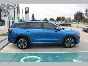 2025 MHEV Otomatik Skoda Kodiaq Mavi Asal