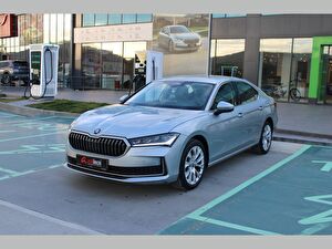 Skoda Superb Sedan Sedan 1.5 TSI MHEV Prestige DSG