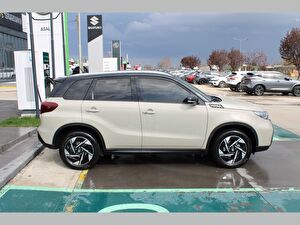 2025 Benzin Otomatik Suzuki Vitara Kahverengi Asal