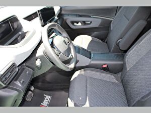 2025 Dizel Otomatik Peugeot Rifter Siyah Asal
