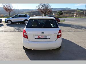 2012 Benzin Manuel Skoda Fabia Beyaz Asal