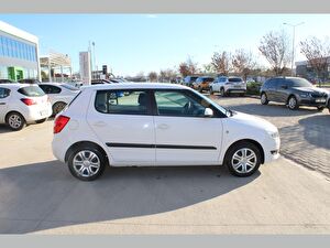 2012 Benzin Manuel Skoda Fabia Beyaz Asal