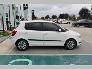 2012 Benzin Manuel Skoda Fabia Beyaz Asal