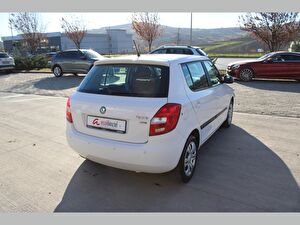 2012 Benzin Manuel Skoda Fabia Beyaz Asal