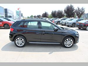 2023 Benzin Otomatik Skoda Kamiq Siyah Asal