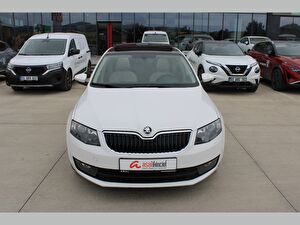 2016 Benzin Otomatik Skoda Octavia Beyaz Asal