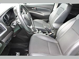 2023 Hybrid Otomatik Suzuki S-Cross Mavi Asal