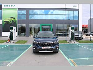 2023 Hybrid Otomatik Suzuki S-Cross Mavi Asal