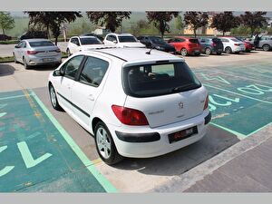 2005 Benzin Otomatik Peugeot 307 Beyaz Asal