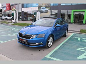 Skoda Octavia Sedan Sedan 1.6 TDI GreenTec Style DSG