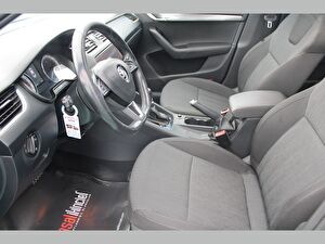 2018 Dizel Otomatik Skoda Octavia Mavi Asal