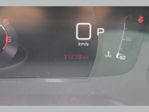 2023 Dizel Otomatik Peugeot 2008 Turuncu Asal