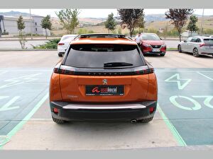 2023 Dizel Otomatik Peugeot 2008 Turuncu Asal