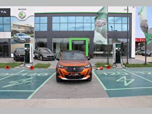 2023 Dizel Otomatik Peugeot 2008 Turuncu Asal