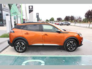 2023 Dizel Otomatik Peugeot 2008 Turuncu Asal