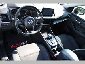 2022 Benzin Otomatik Nissan Qashqai Siyah Asal