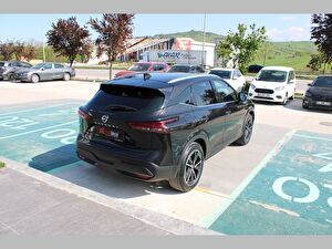 2022 Benzin Otomatik Nissan Qashqai Siyah Asal