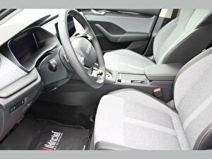 2025 Benzin Otomatik Skoda Octavia Gri Asal