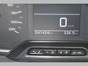2022 Dizel Manuel Peugeot Rifter Beyaz Asal