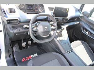 2022 Dizel Manuel Peugeot Rifter Beyaz Asal