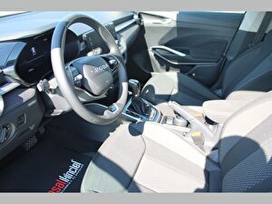 2025 Benzin Otomatik Skoda Fabia Beyaz Asal