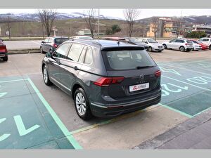 2023 Benzin Otomatik Volkswagen Tiguan Gri Asal