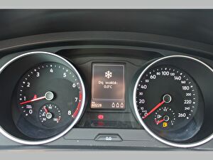 2023 Benzin Otomatik Volkswagen Tiguan Gri Asal