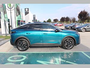 2024 MHEV Otomatik Peugeot 3008 Mavi Asal