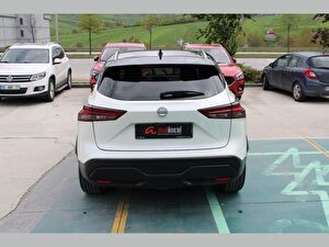 2023 Benzin Otomatik Nissan Qashqai Beyaz Asal