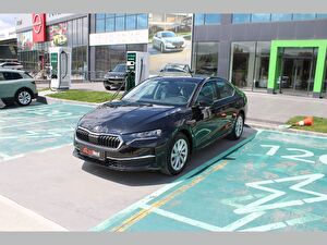 Skoda Octavia Sedan 1.5 TSI Mhev Premium DSG