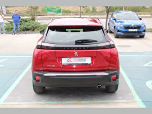 2021 Dizel Otomatik Peugeot 2008 Kırmızı Asal