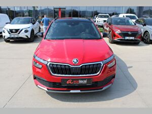 2023 Benzin Otomatik Skoda Kamiq Kırmızı Asal