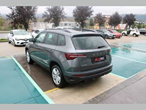 2025 Benzin Otomatik Skoda Karoq Gri Asal