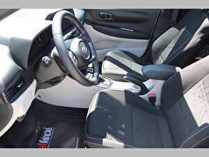 2024 Benzin Otomatik Hyundai Bayon Beyaz Asal