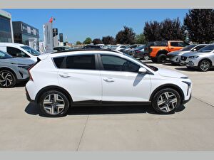 2024 Benzin Otomatik Hyundai Bayon Beyaz Asal