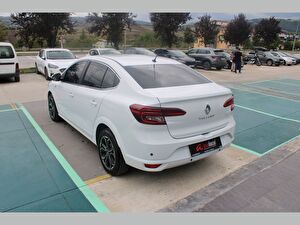 2022 Benzin Otomatik Renault Taliant Beyaz Asal