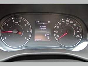 2022 Benzin Otomatik Renault Taliant Beyaz Asal