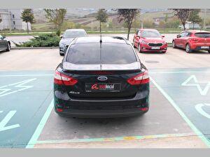 2013 Dizel Manuel Ford Focus Siyah Asal