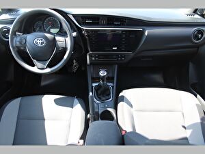 2016 Benzin Manuel Toyota Auris Beyaz Asal