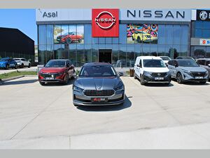2024 MHEV Otomatik Skoda Superb Gri Asal
