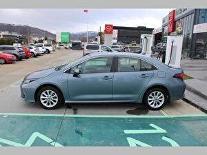 2021 Hybrid Otomatik Toyota Corolla Gri Asal