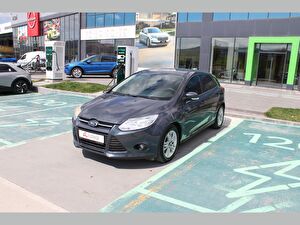 Ford Focus Hatchback/5 1.6 Ti-VCT Trend