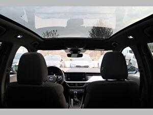 2022 Benzin Otomatik Skoda Kamiq Mavi Asal