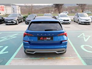 2022 Benzin Otomatik Skoda Kamiq Mavi Asal