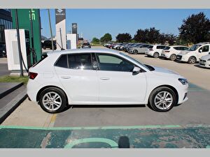 2024 Benzin Otomatik Skoda Fabia Beyaz Asal
